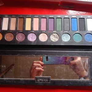 Kat Von D Makeup - 🕷🕸Kat Von D metal matte palette🕷🕸 Kat Von D Makeup - 🕷🕸Kat Von D metal matte palette🕷🕸
